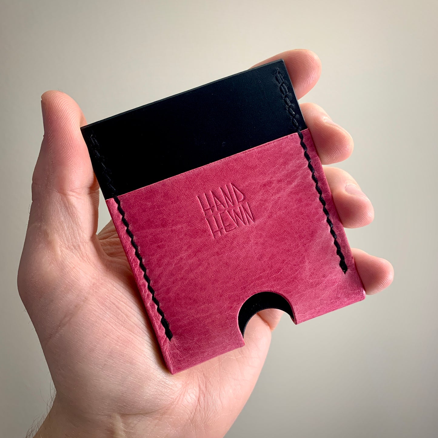 Tadpole V2.0 Card Slip - Black/Pink