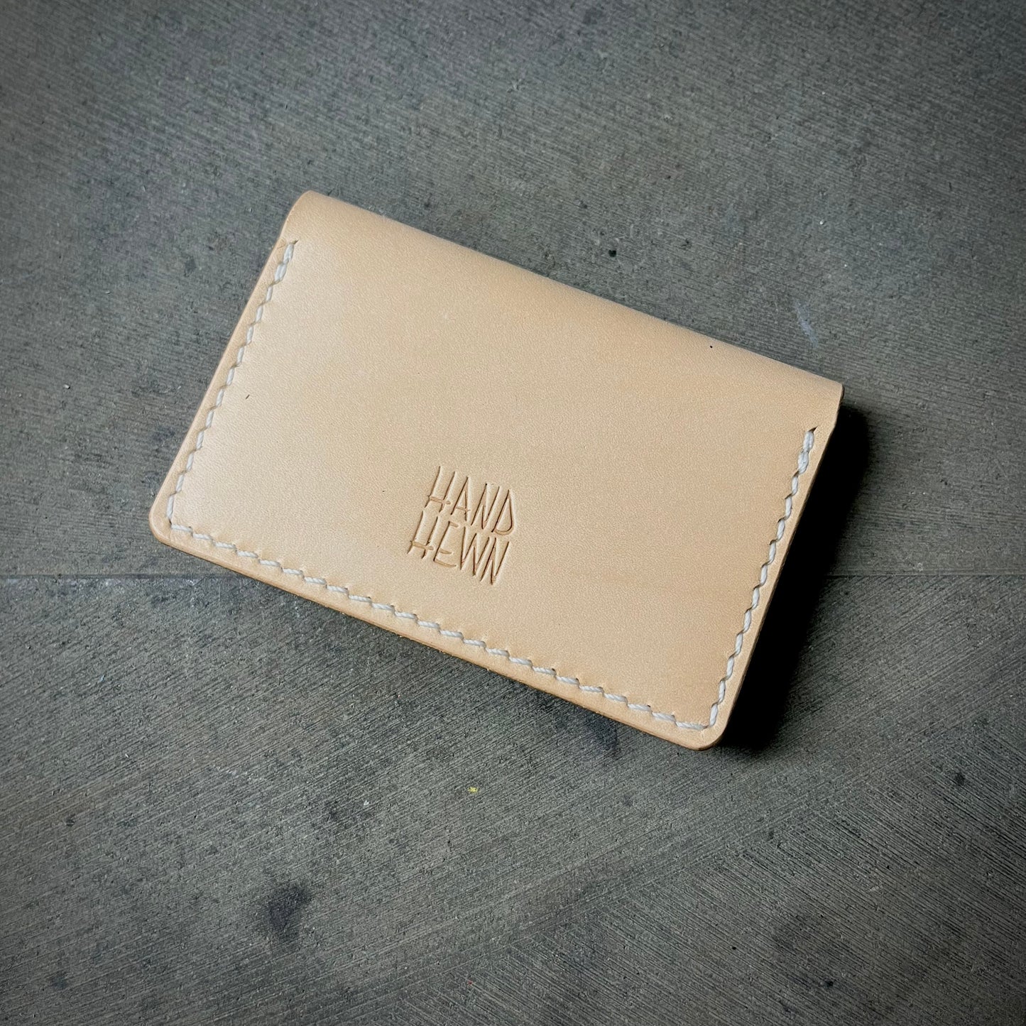 Runt Bi-Fold - Natural/White