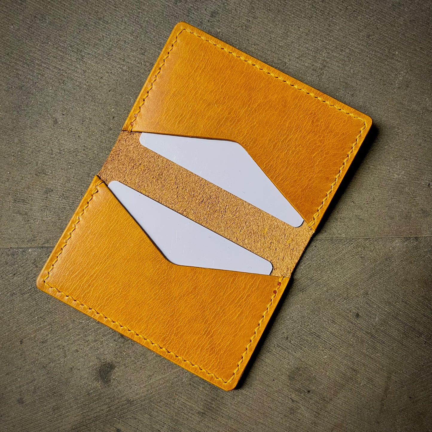 Runt Bi-Fold - Goldenrod