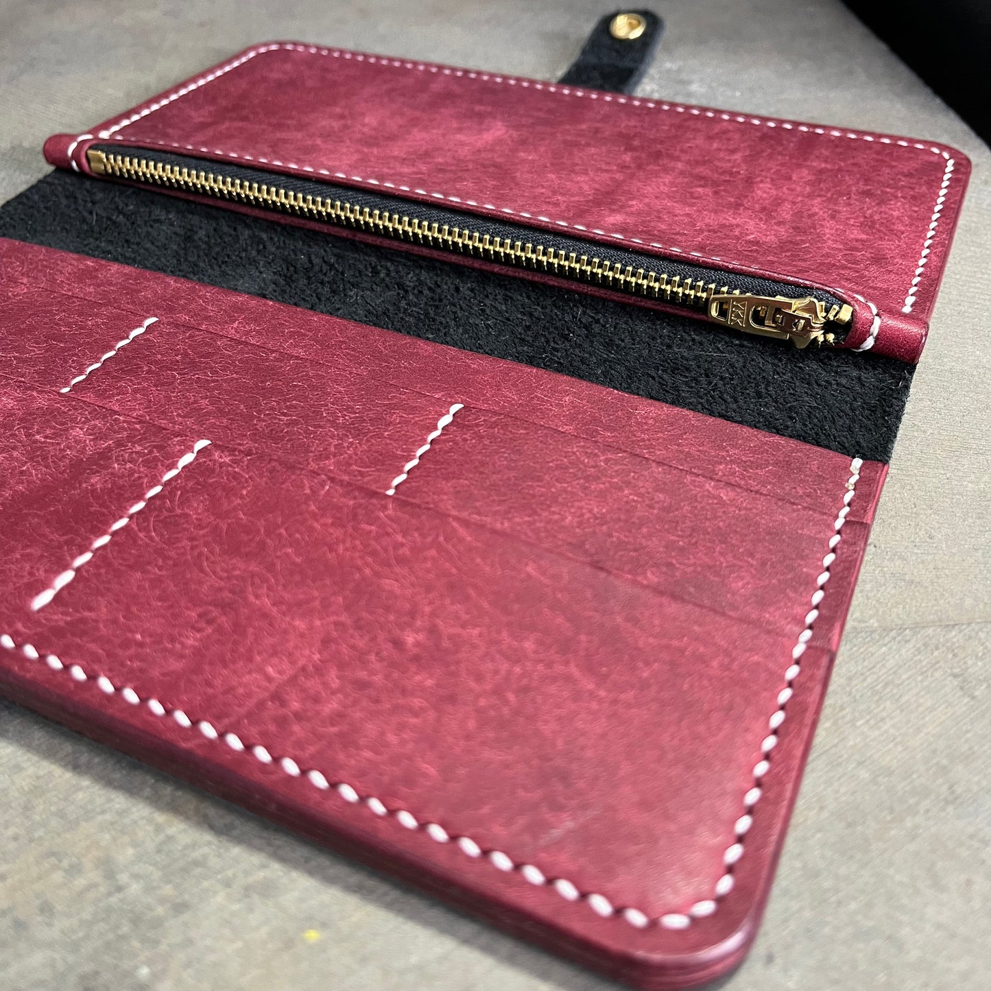 Clutch Wallet - Black/Burgundy